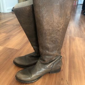 Frye Melissa button back boots